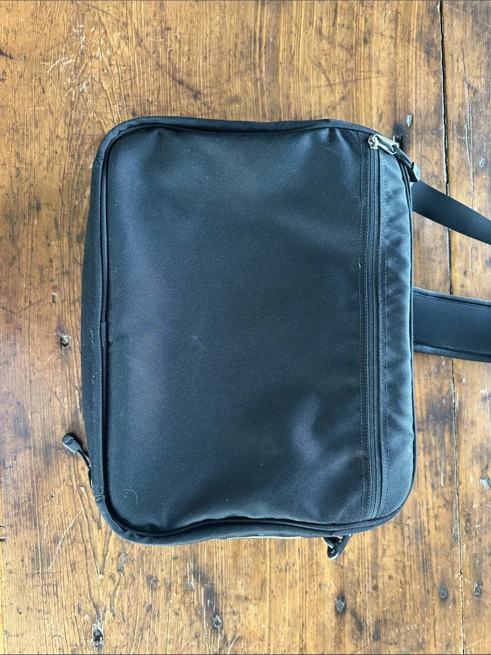The North Face Gray Messenger/Laptop  Bag with Black Strap